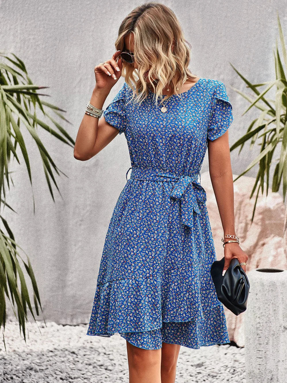 FLORAL SHORT SLEEVE MIDI DRESS